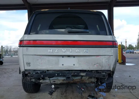 2024 Rivian R1S Adventure Dual Motor Large Pack/Adventure Dual Motor Perf Large Pack from USA, damaged, VIN 7PDSGBBA4RN044260